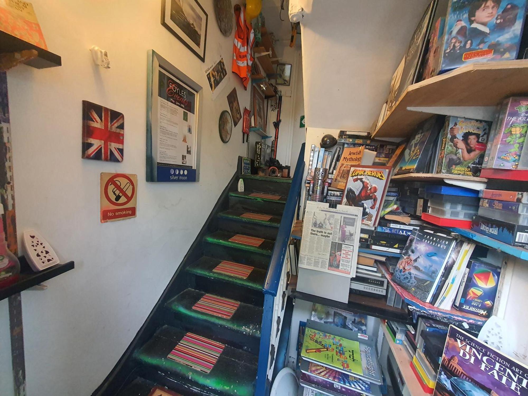 Cyber-Art Studio In Camden Лондон Экстерьер фото