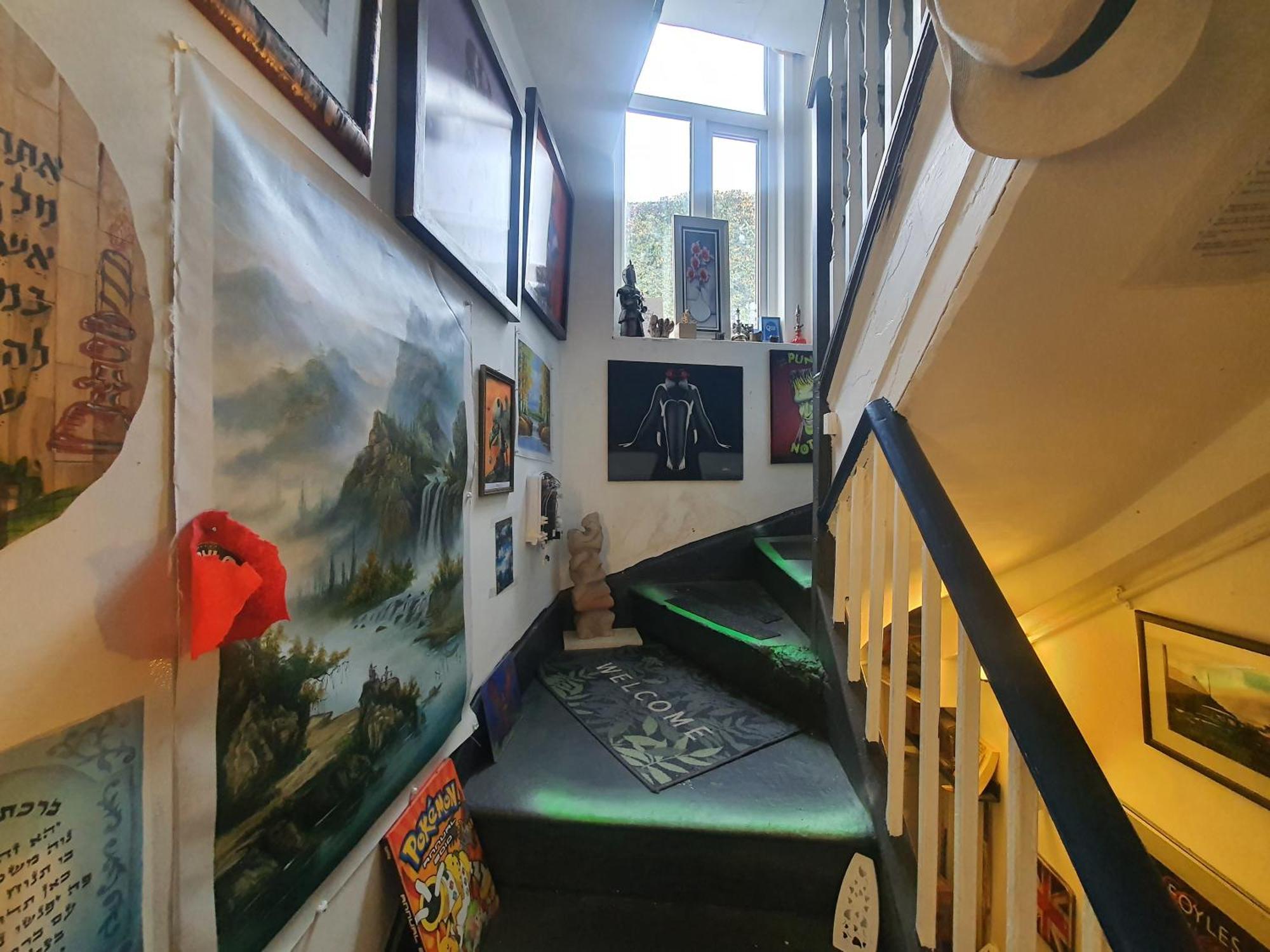 Cyber-Art Studio In Camden Лондон Экстерьер фото