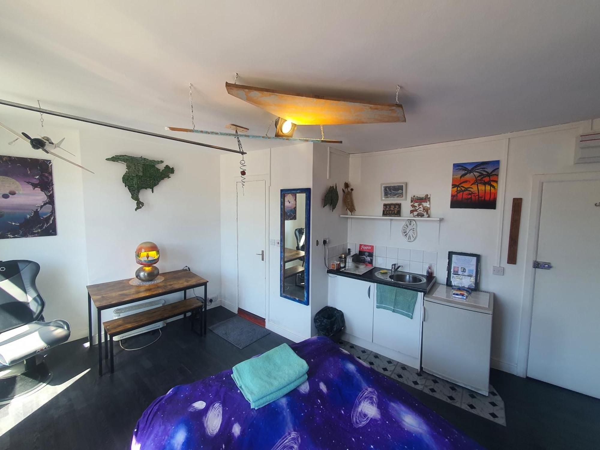 Cyber-Art Studio In Camden Лондон Экстерьер фото
